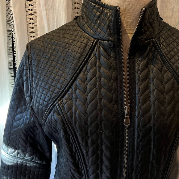 Moda International Vintage stitched Leather Jacket Small/medium offers welcome - Picture 1 of 10